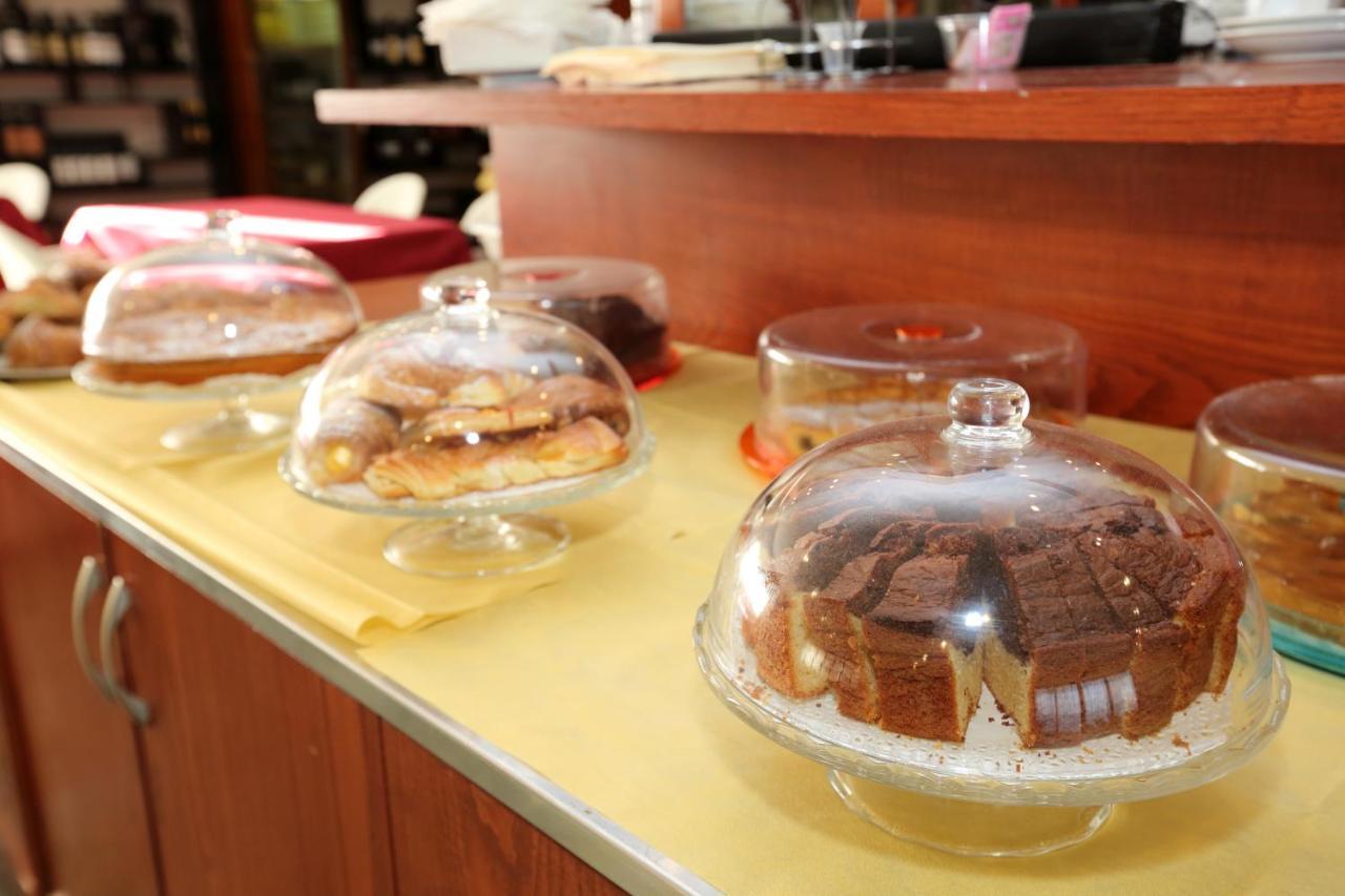 Hotel Palacavicchi Ciampino Luaran gambar