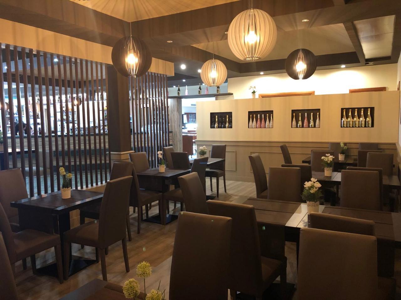 Hotel Palacavicchi Ciampino Luaran gambar